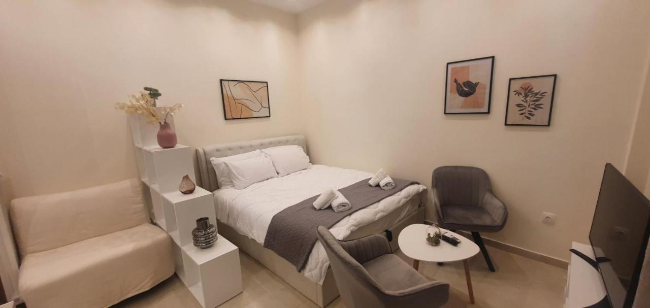 Irene'S Beauty In Koukaki Apartment เอเธนส์ ภายนอก รูปภาพ