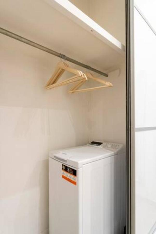 Irene'S Beauty In Koukaki Apartment เอเธนส์ ภายนอก รูปภาพ